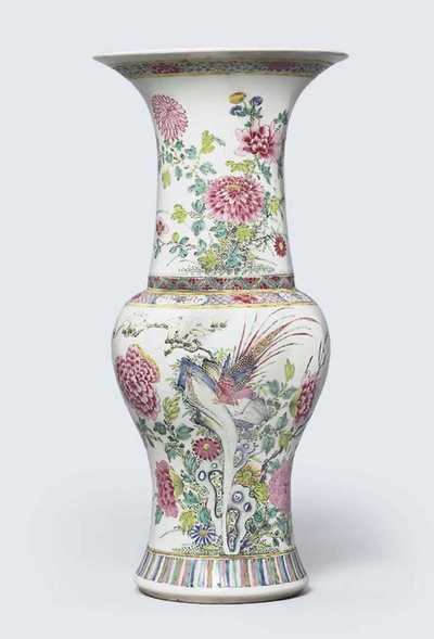 YONGZHENG (1723-35) A FAMILLE ROSE YENYEN VASE